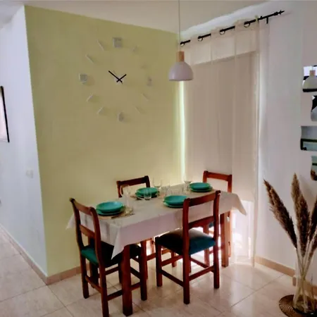 Precioso Triplex En Tenerife Con Vistas Al Mar كالاو سالفاجي