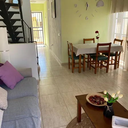 Appartamento Precioso Triplex En Tenerife Con Vistas Al Mar Callao Salvaje