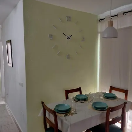 Precioso Triplex En Tenerife Con Vistas Al Mar كالاو سالفاجي