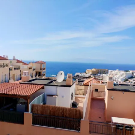 Precioso Triplex En Tenerife Con Vistas Al Mar